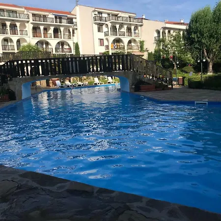 Kambani Nadezhda Apartamento *