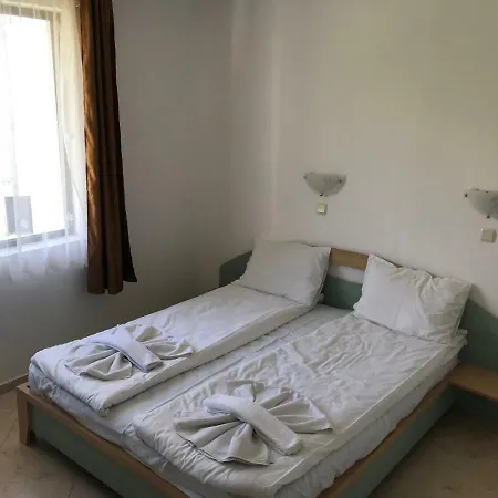 Kambani Nadezhda Apartamento Sveti Vlas