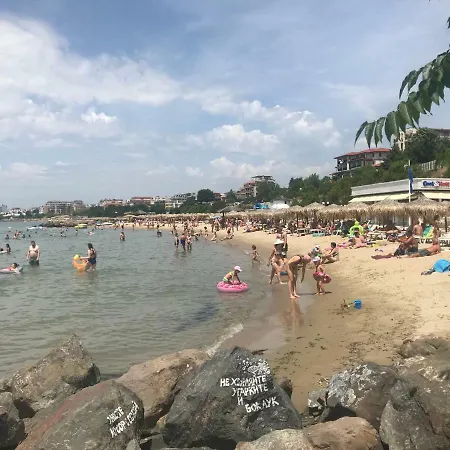 Kambani Nadezhda * Sveti Vlas